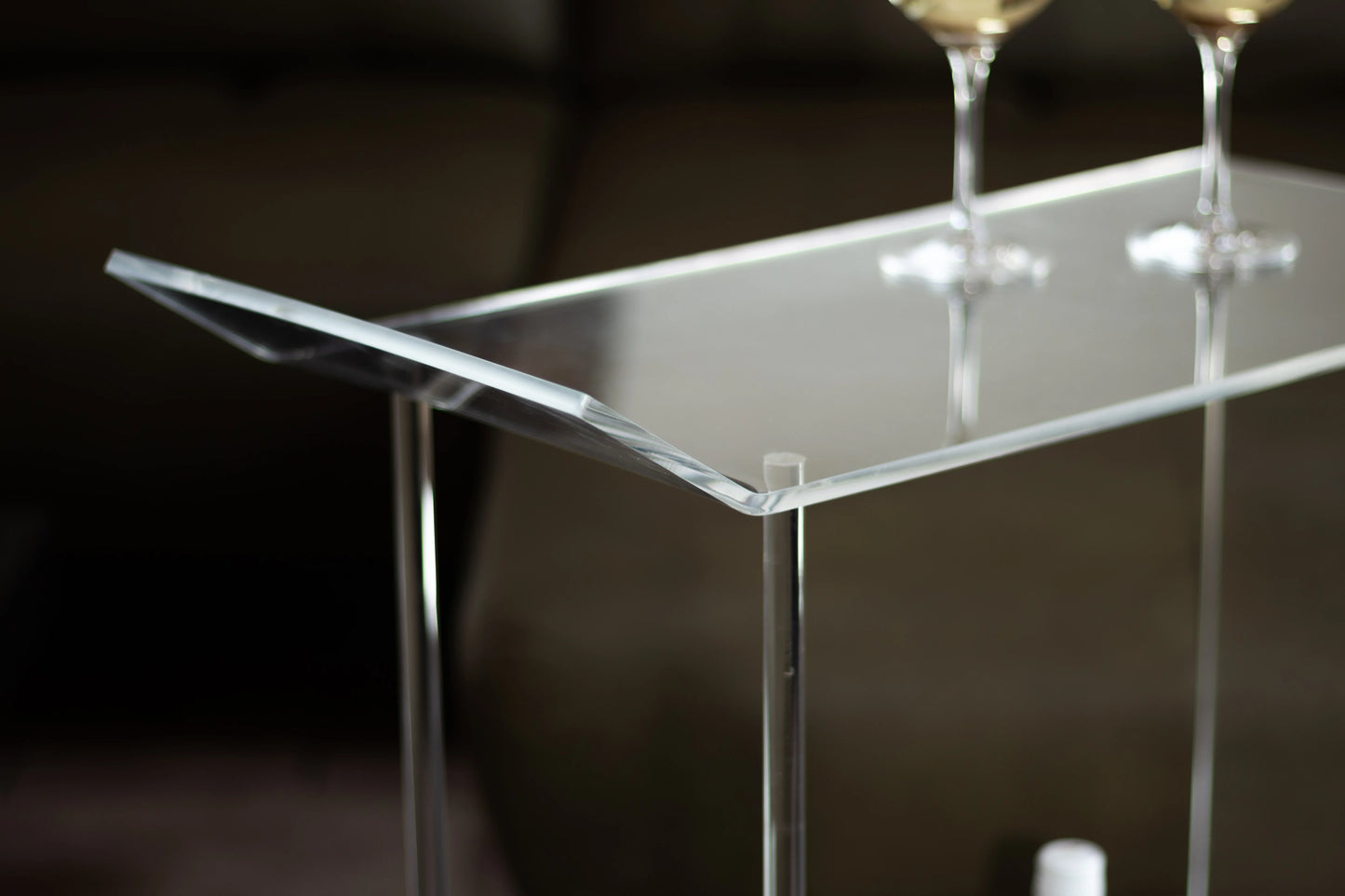 Servierwagen aus Acrylglas