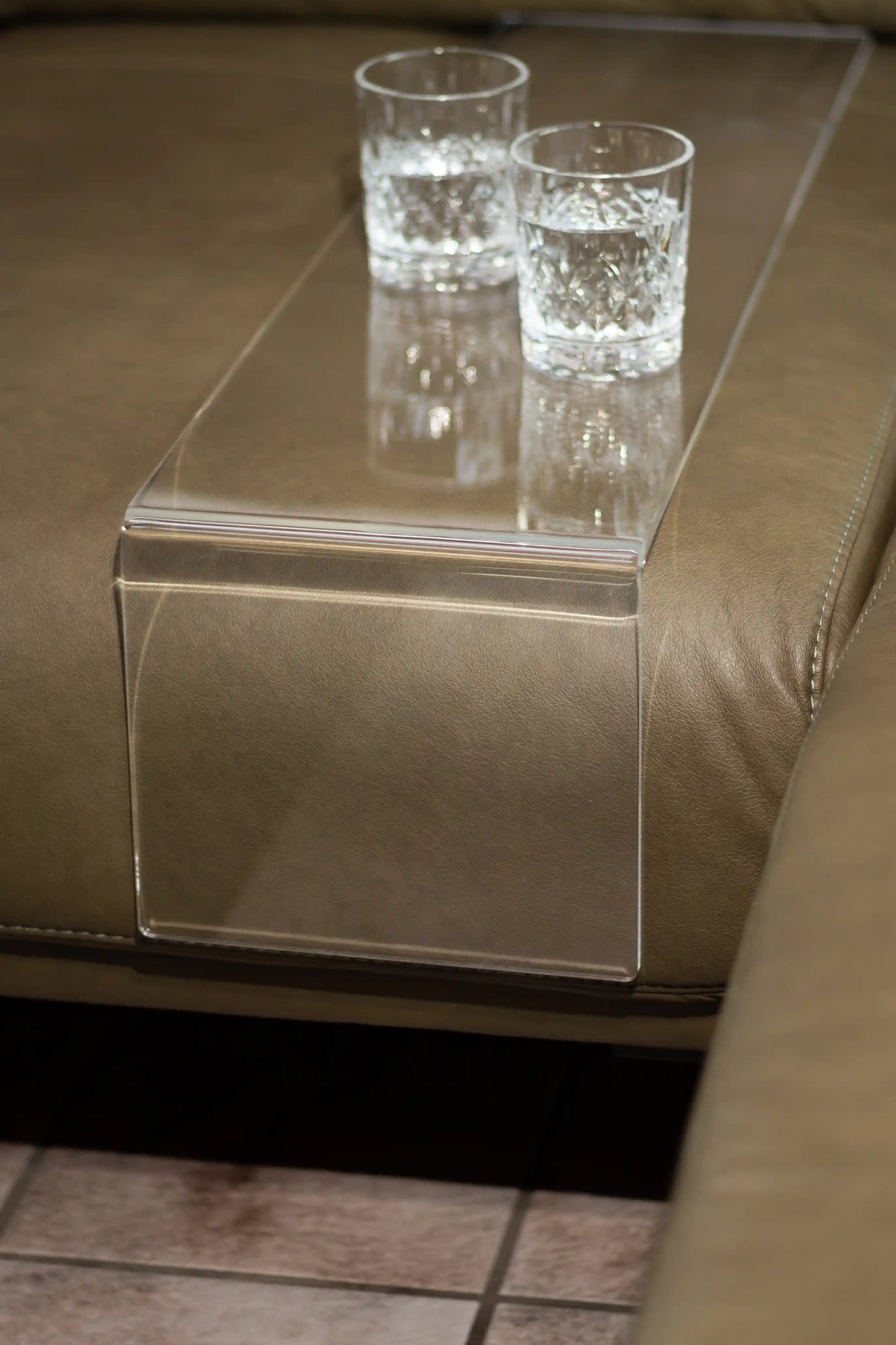 Sofatablett aus Acrylglas